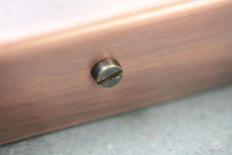 Kupferschild mit Lasergeschnittener Schrift