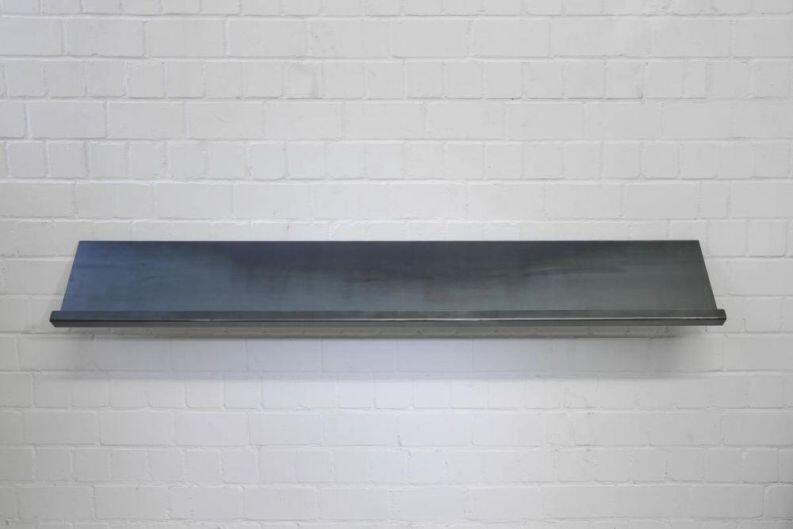 Prospekthalter aus Stahl