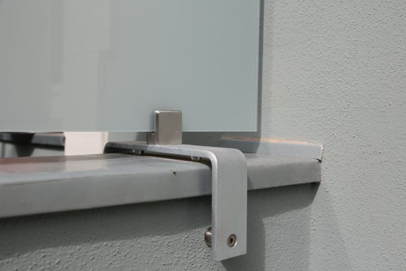 Balkongeländer, Windshutz