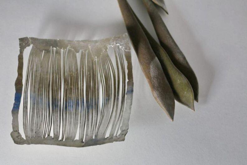 flache Silberschale geschmiedet