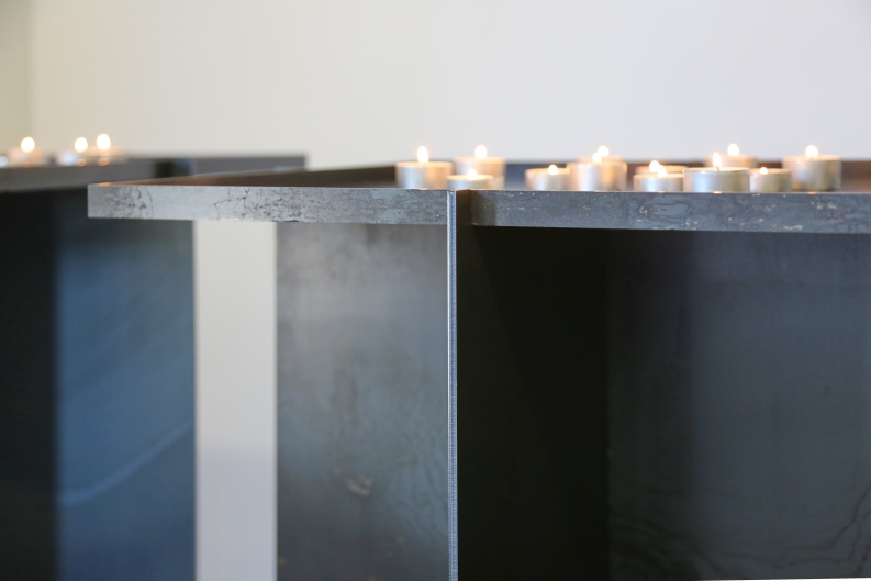 Ständer für Opferkerzen