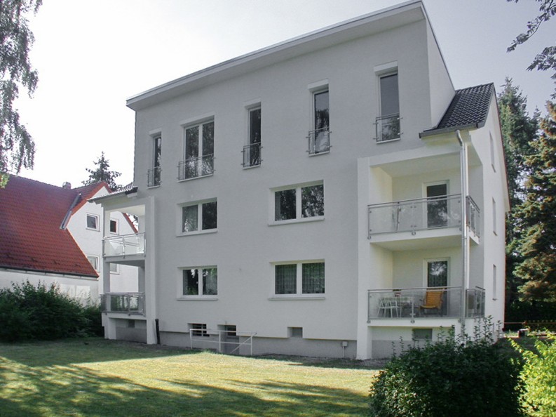 Balkongeländer Stahl, Glas, Lochblech