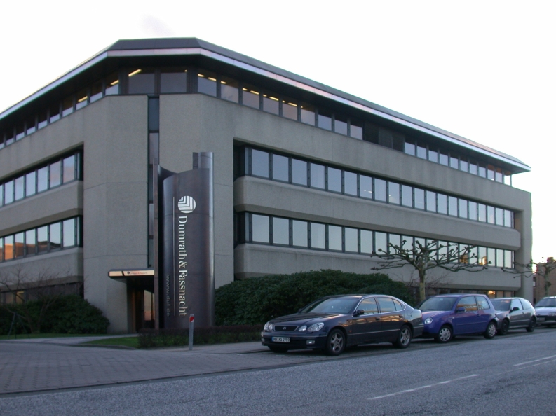 Stele für Dumrath und Fassnacht