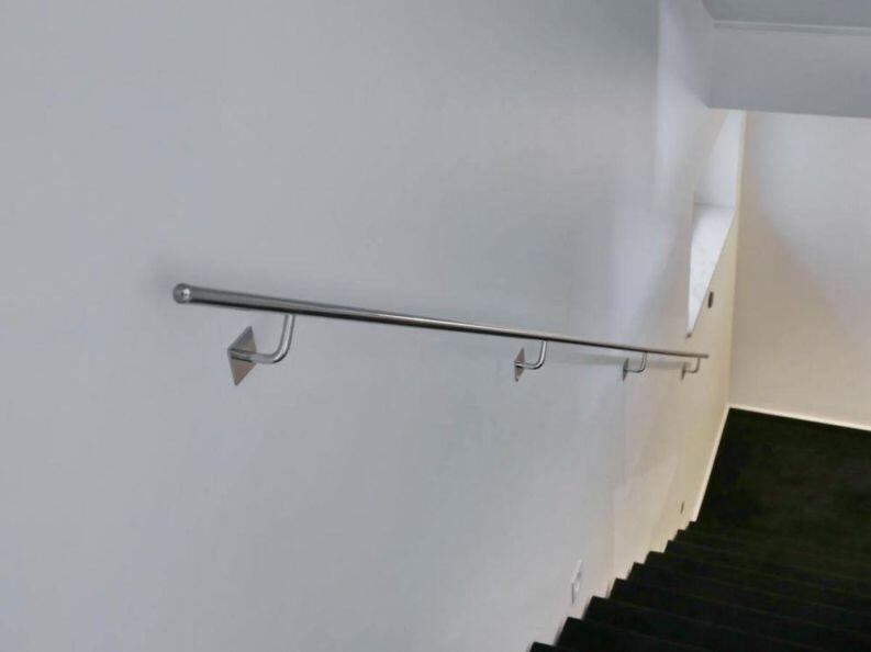 Handlauf mit Glas Diamanten