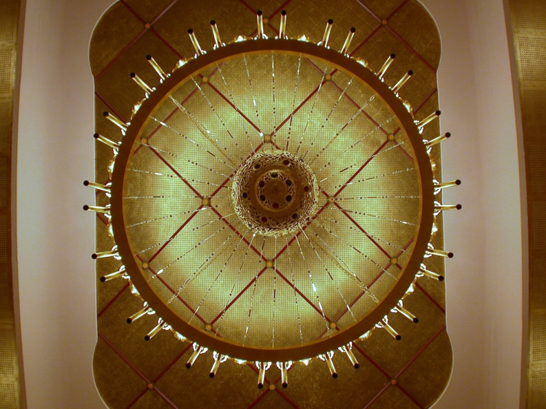 integrierter Beamer in Sonderleuchte