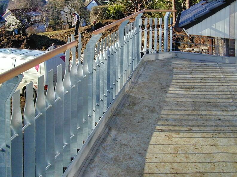 Balkongeländer geschmiedet