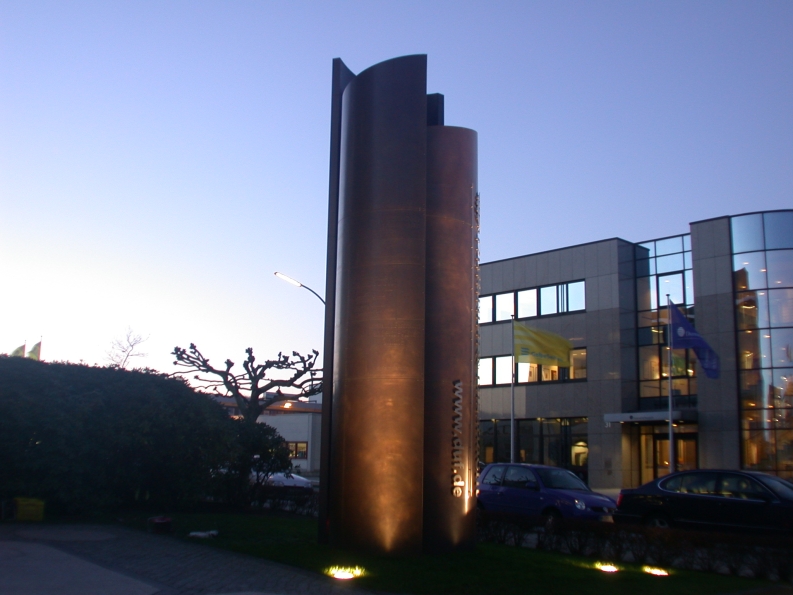 Stele für Dumrath und Fassnacht