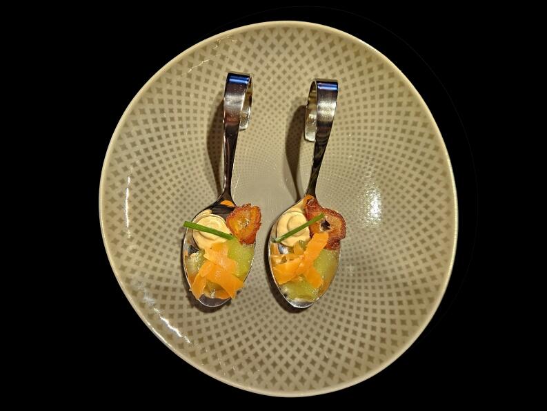 Gurkengelee mit Räucherlachs & Feigensenfcreme