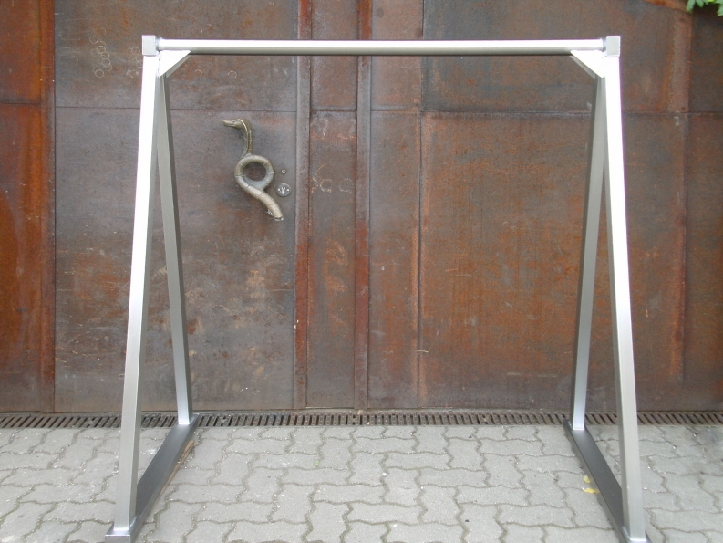 Ständer für Schweinehälften