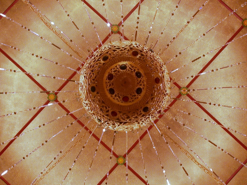 integrierter Beamer in Sonderleuchte