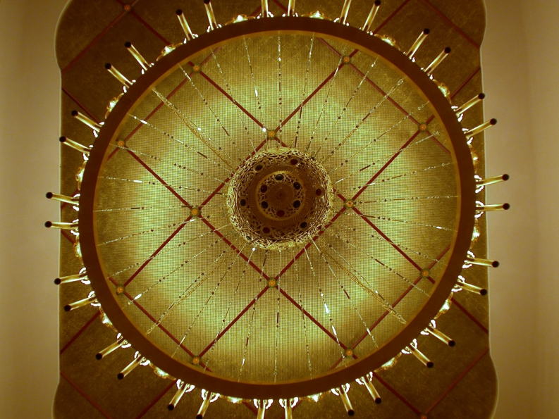 integrierter Beamer in Sonderleuchte