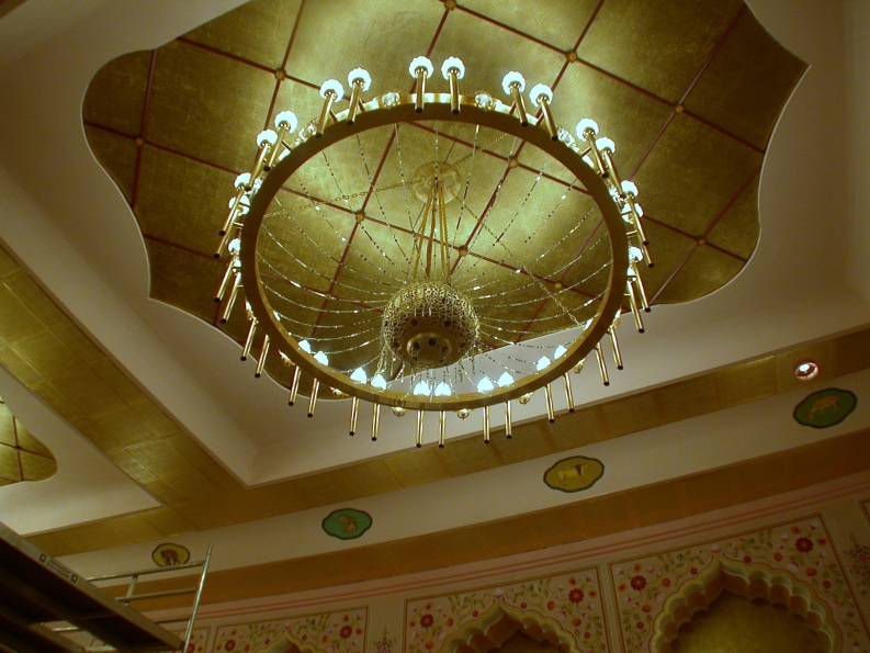 integrierter Beamer in Sonderleuchte