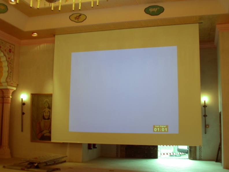 integrierter Beamer in Sonderleuchte