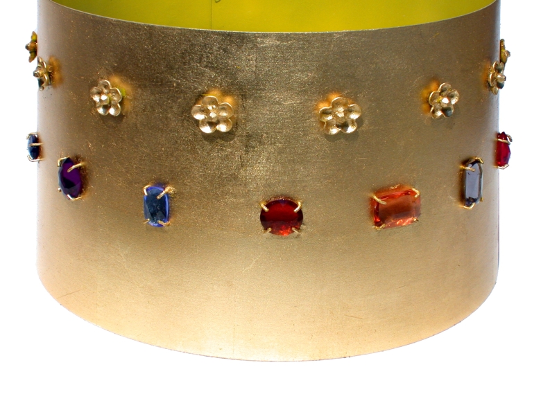 Übertopf vergoldet mit Schmucksteinen