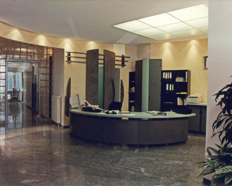 Sanierung und Umbau einer ehemaligen Kaserne zu Büroräumen