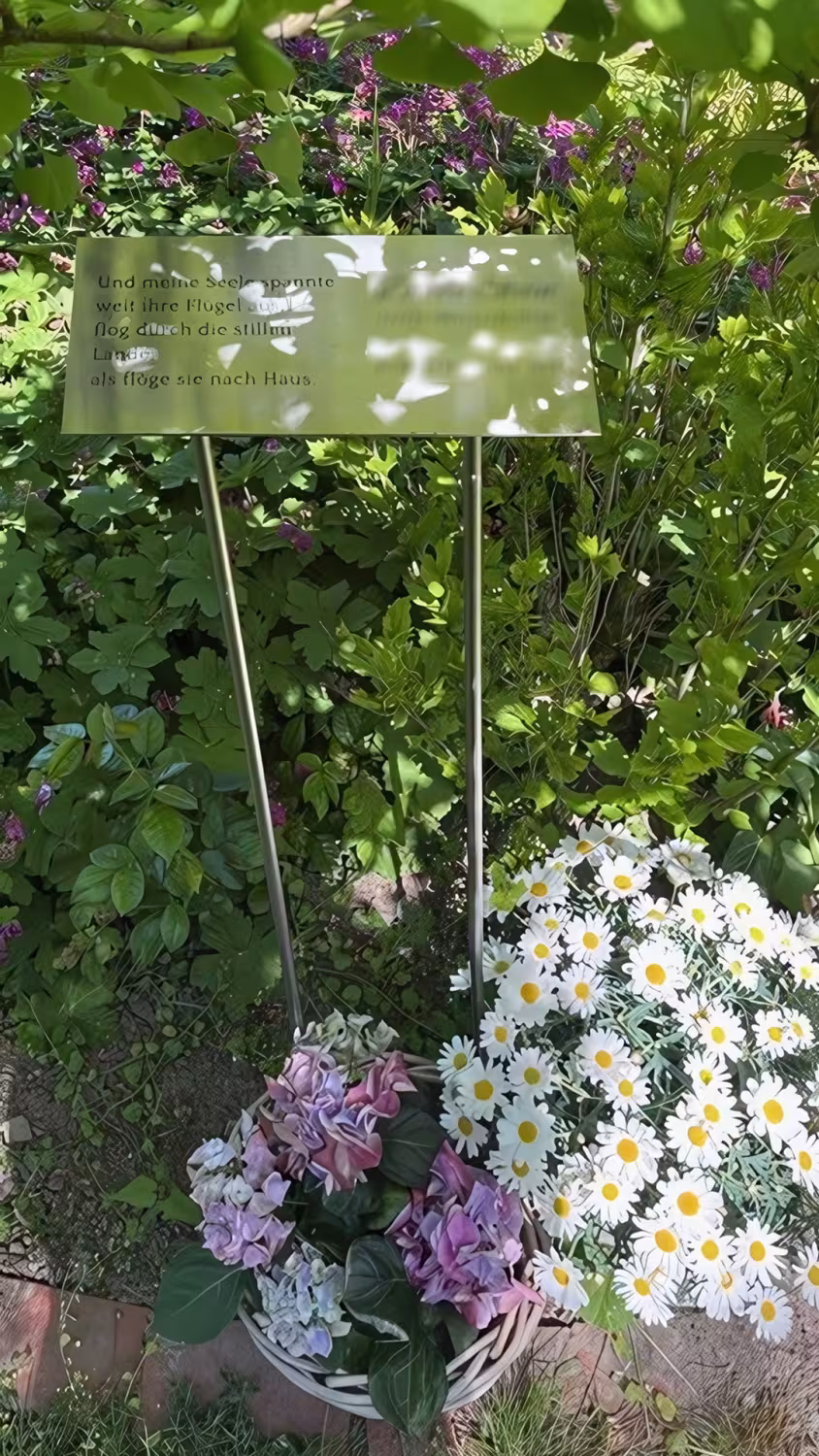 Gedenktafel aus Edelstahl