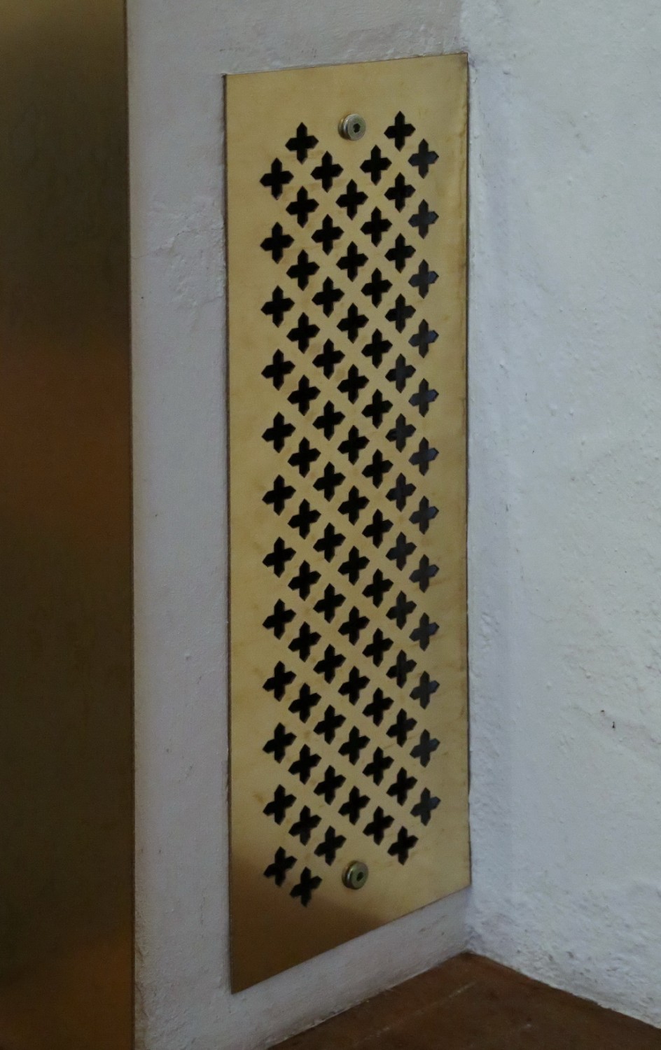 Tombakverkleidung f&uuml;r einen Kamin